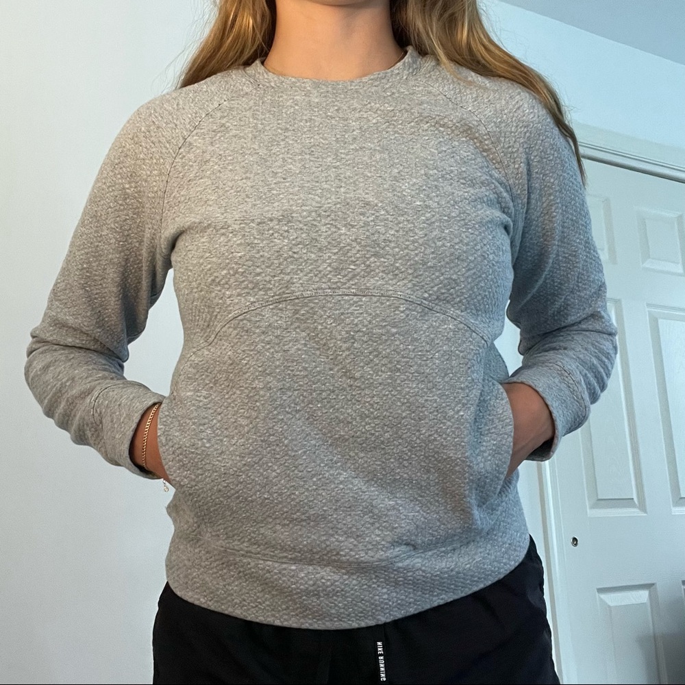 LULULEMON PULLOVER